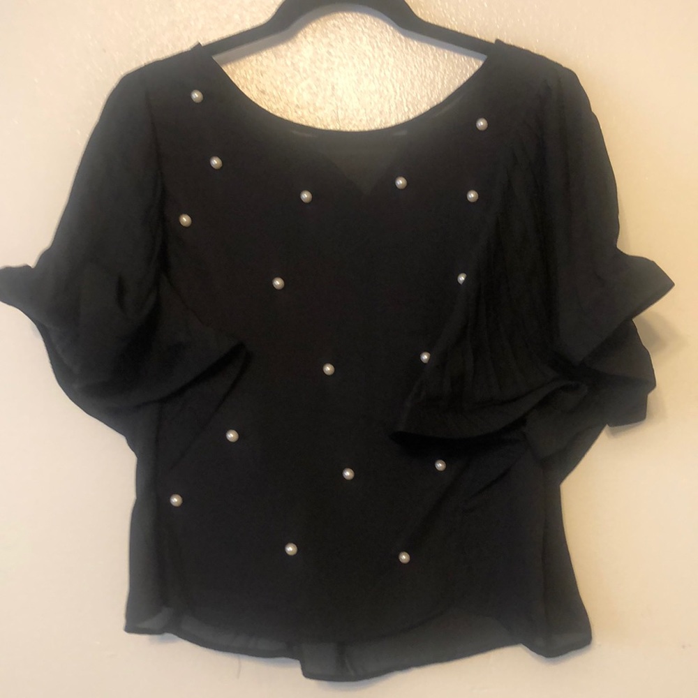 Black and Pearl